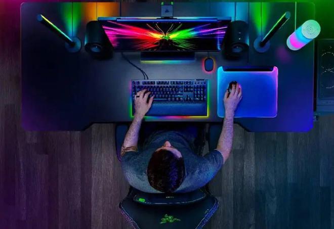 戏本！CES 2025雷蛇电竞新品一瞥瓦力棋牌游戏灯厂推出RTX5090游(图2)